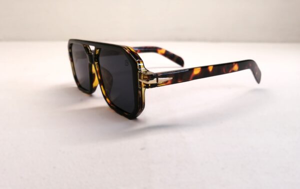 David Bekham – Sunglasses - Image 2